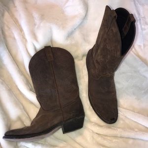 Women’s cowboy boots